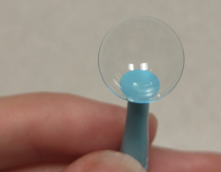 Scleral Lens Insertion and Removal Tips Eyecare Associates of Lee’s